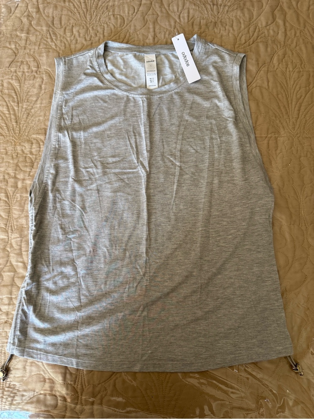 Women’s Light Gray Sleeveless Muscle Tank